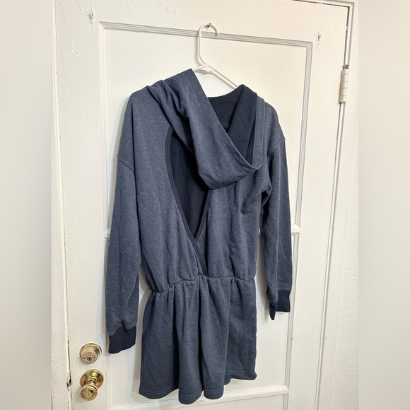 NWOT FREE PEOPLE  Such A Flirt Romper open back  - Midnight Navy - Picture 4 of 7